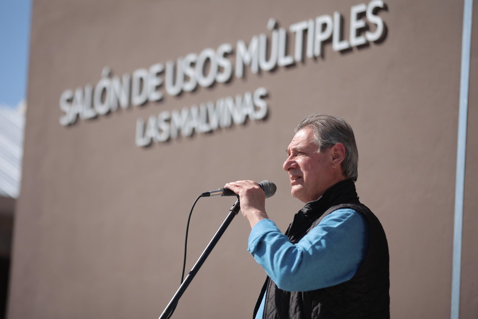 JUNTO A LOS VECINOS, OMAR FÉLIX INAUGURÓ EL NUEVO SALÓN DE USOS MÚLTIPLES DE LAS MALVINAS