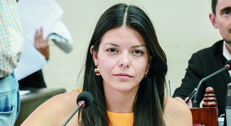 Salta: Denuncian que la diputada libertaria Emilia Orozco pide 10% de «retornos» en ANSES