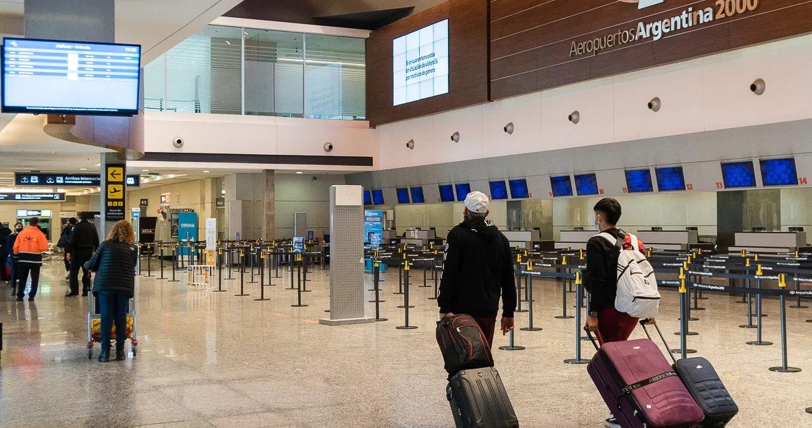 Mendoza: suben los viajes al exterior y se profundiza la caída del turismo internacional