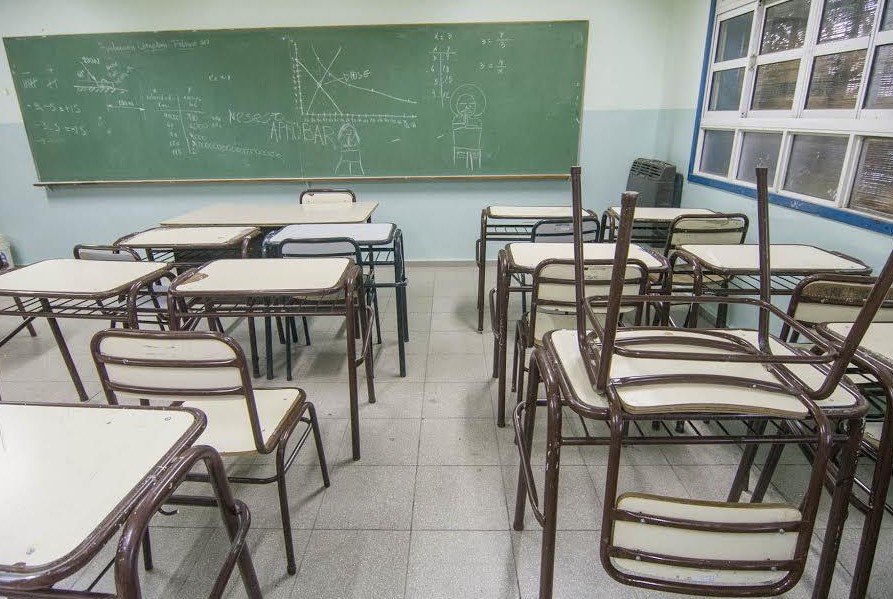 El Zonda obliga a suspender las clases presenciales en Uspallata