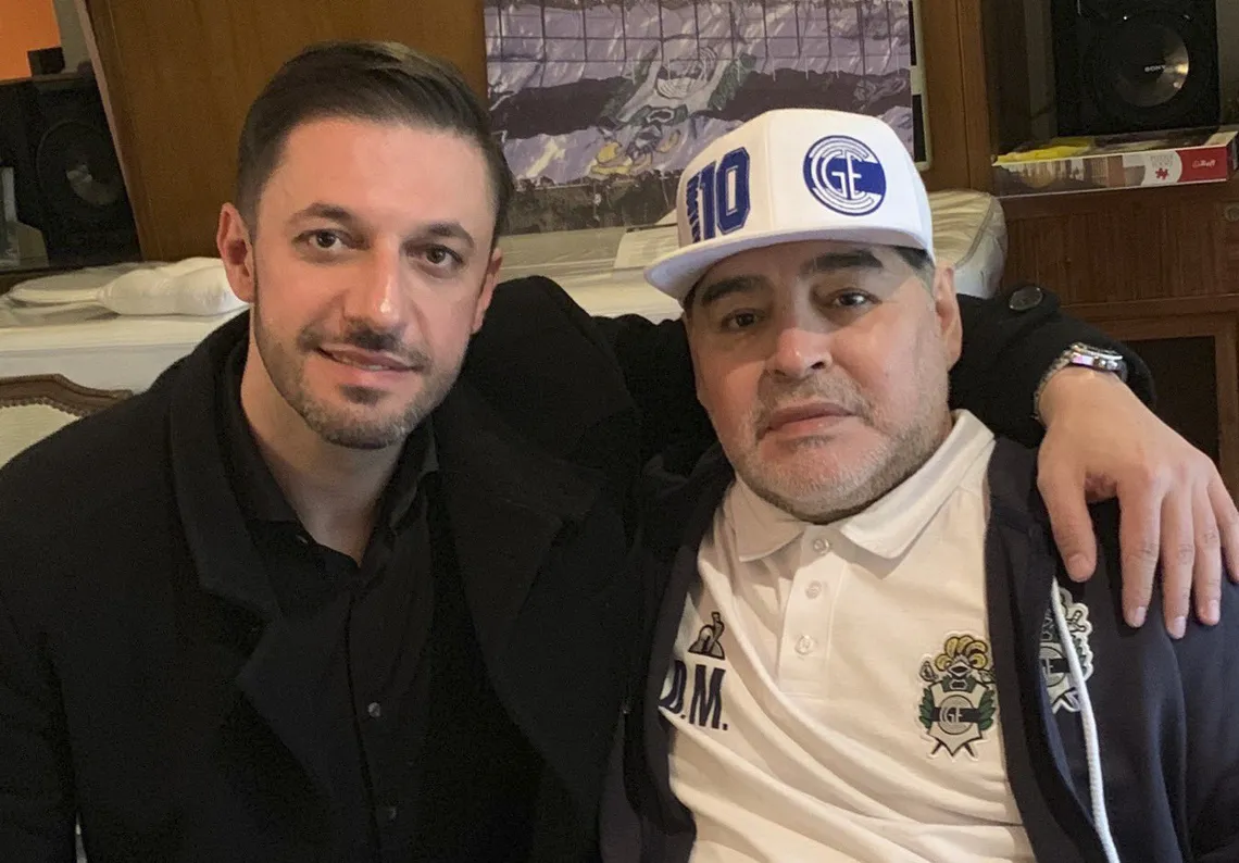 Embargaron a Matías Morla y a las hermanas de Maradona $2 mil millones