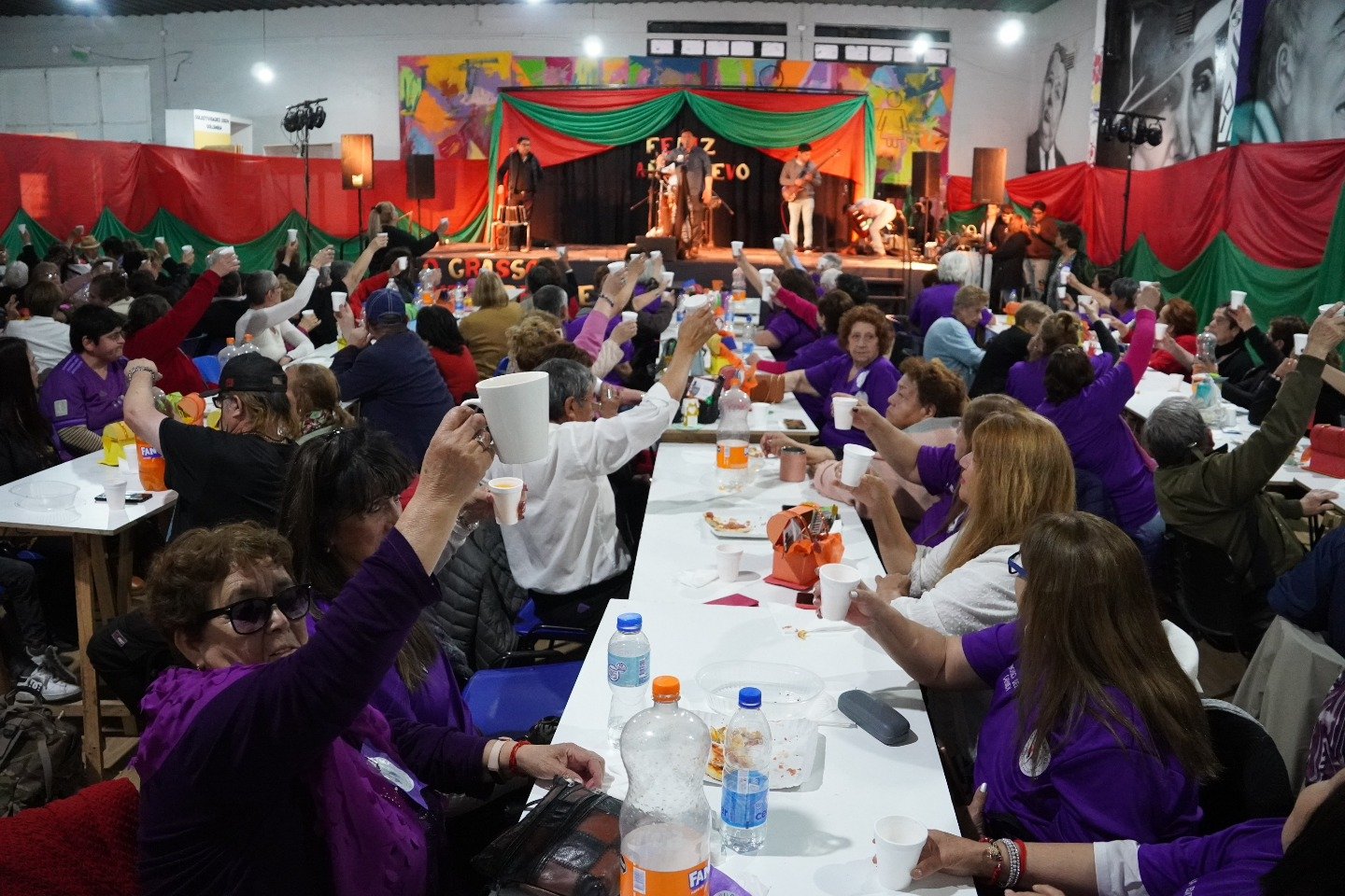 Más de 120 adultos mayores participaron del cierre anual de actividades de los Cenines